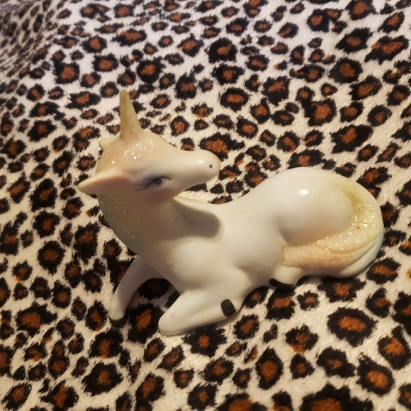 Unicorn - Picture 2 of 3